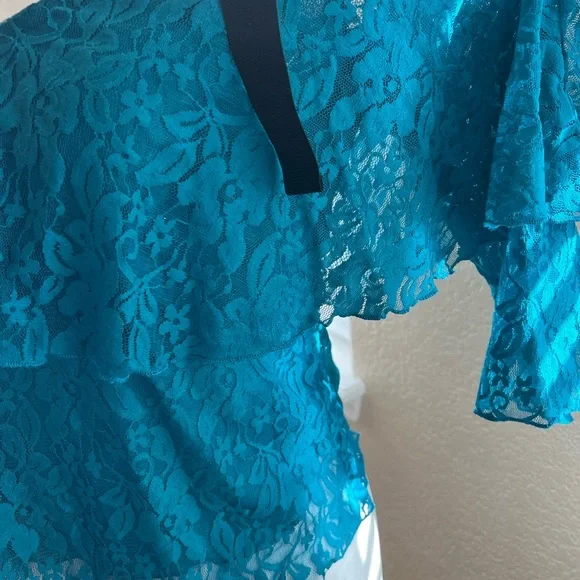 BeBe top - Picture 4 of 14